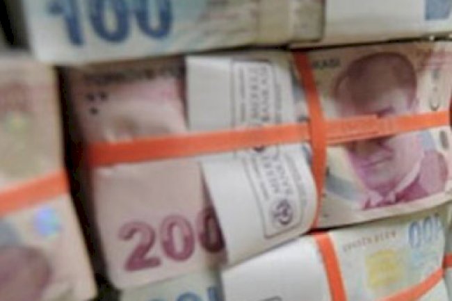 İş Sözleşmesi Fesih Yasağı, İşverenlere Tanınan Çalışanları Ücretsiz İzne Çıkarma Yetkisi ve Nakdi Ücret Desteği Uygulanmasına İlişkin Süreler 2 Ay Uzatılmıştır