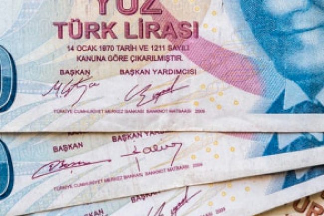 Türk Lirası Mevduat ve Katılma Hesaplarına Dönüşümü Desteklenen Döviz Mevduatlarının Aktifte Bulunması Gereken Sürede Değişiklik Yapılmıştır