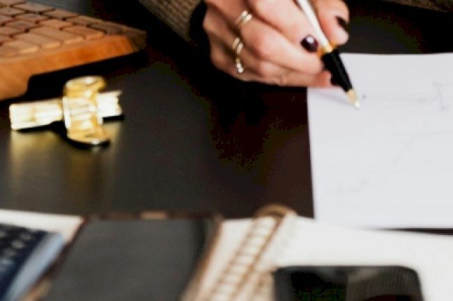 2023 Takvim Yılı Yıllık Gelir Vergisi Beyannamelerinin Verilme ve Ödeme Süreleri ile Ba-Bs Formları ve e-Defterlerin Oluşturulma ve İmzalanma ve “Elektronik Defter Beratları”nın Yüklenme Süreleri Uzatılmıştır